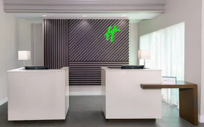Photo 3 - Holiday Inn Miami-Doral Area by IHG