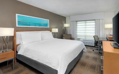 Photo 4 - Holiday Inn Miami-Doral Area by IHG