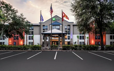 Photo 2 - Holiday Inn Express Tampa-Brandon by IHG