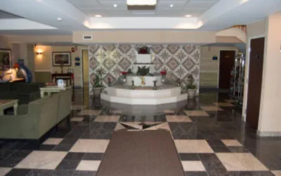 Photo 3 - Aderi Hotel Niantic