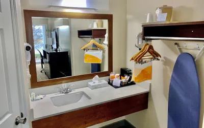 Photo 5 - Quality Inn Seneca US-123