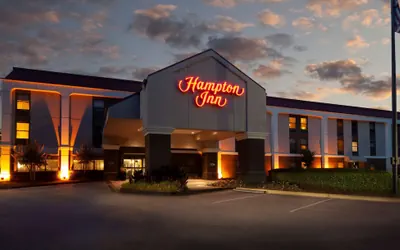 Photo 2 - Hampton Inn Lawrenceville