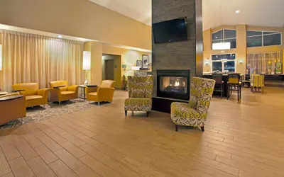 Photo 3 - Hampton Inn & Suites Cleveland/Independence