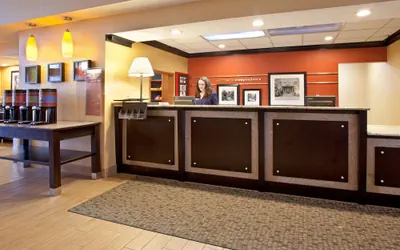 Photo 5 - Hampton Inn & Suites Cleveland/Independence