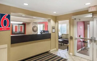 Photo 4 - Studio 6 Extended Stay Minneapolis Airport Eagan MN