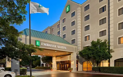 Photo 2 - Embassy Suites by Hilton Dallas Near the Galleria