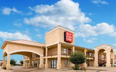 Photo 2 - Econo Lodge Hillsboro I-35