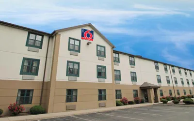 Photo 2 - Studio 6 Corporate Extended Stay Buffalo Amherst NY