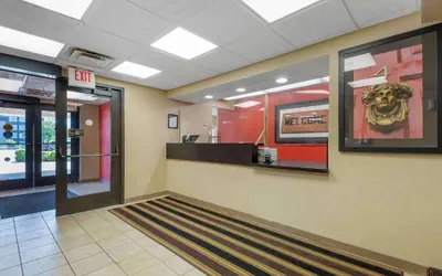 Photo 4 - Studio 6 Corporate Extended Stay Buffalo Amherst NY