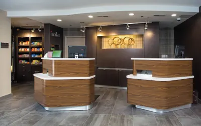 Photo 4 - Courtyard by Marriott Boston Westborough