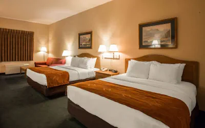 Photo 4 - Super 8 by Wyndham Cherokee