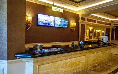 Photo 4 - Gold Strike Casino Resort