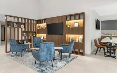 Photo 4 - Quality Inn Midland South