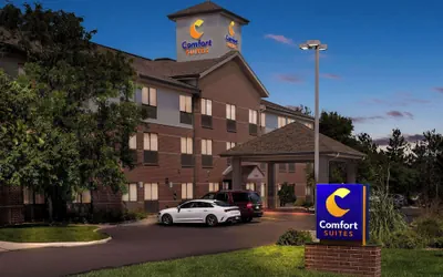 Photo 2 - Comfort Suites Denver North - Westminster