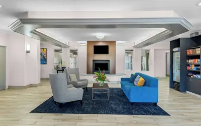 Photo 3 - Comfort Suites Denver North - Westminster