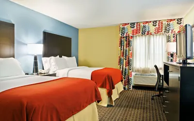 Photo 3 - Holiday Inn Express Fort Campbell-Oak Grove by IHG