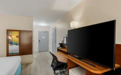 Photo 4 - Comfort Inn & Suites Mt. Laurel-Philadelphia