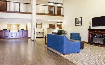 Photo 3 - Comfort Inn Poplar Bluff North