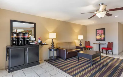 Photo 4 - Extended Stay America Suites Cleveland Great Northern Mall