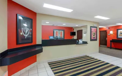 Photo 3 - Extended Stay America Select Suites Springfield South