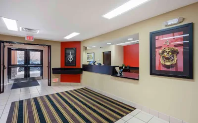 Photo 4 - Extended Stay America Select Suites Springfield South