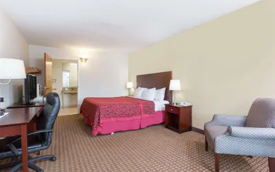 Photo 4 - Days Inn by Wyndham Reidsville