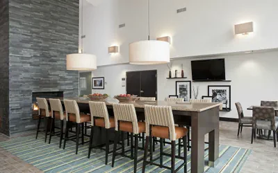 Photo 2 - Hampton Inn & Suites Chicago/Lincolnshire