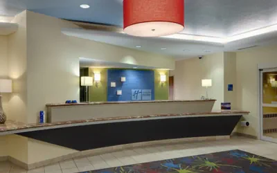 Photo 3 - Holiday Inn Express Hotel & Suites Saginaw by IHG