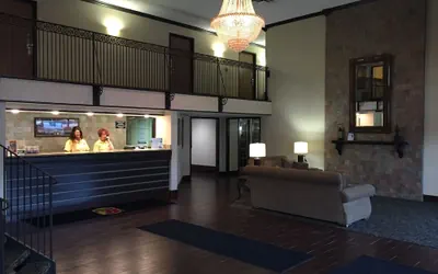 Photo 3 - Super 8 by Wyndham Oxford MS University Area
