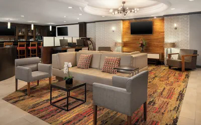 Photo 4 - Four Points by Sheraton Hotel & Suites San Francisco Airport