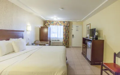 Photo 5 - Days Inn by Wyndham Shenandoah