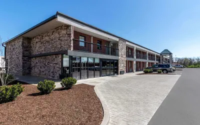 Photo 2 - Quality Inn Franklin - Cool Springs Area