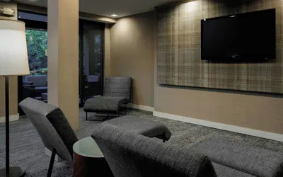 Photo 3 - Courtyard by Marriott Springfield