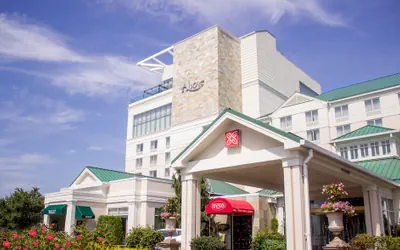 Photo 2 - Hilton Garden Inn New York / Staten Island