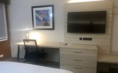 Photo 5 - Holiday Inn Express Ft Bragg by IHG