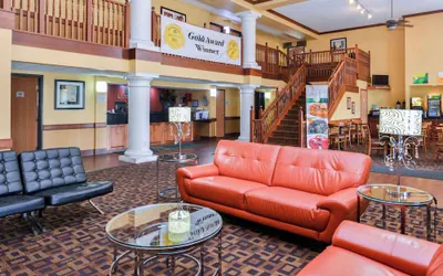 Photo 5 - Quality Inn Bolingbrook I-55