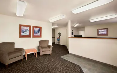 Photo 2 - Travelodge by Wyndham Pecos