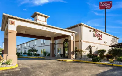 Photo 2 - Red Roof Inn Carrollton