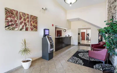 Photo 3 - Red Roof Inn Carrollton