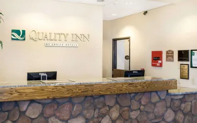 Photo 3 - Quality Inn Oacoma - Chamberlain