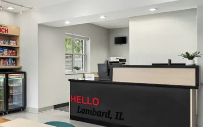 Photo 3 - TownePlace Suites by Marriott Chicago Lombard