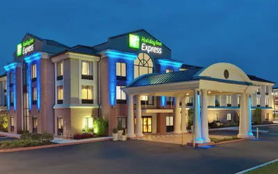 Photo 2 - Holiday Inn Express & Suites Quakertown - Allentown Area by IHG