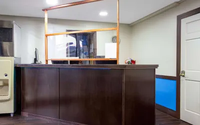 Photo 5 - Travelodge by Wyndham Richmond IN