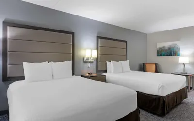 Photo 2 - Best Western Plus McAllen Airport Hotel