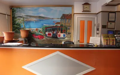 Photo 4 - Layne Hotel