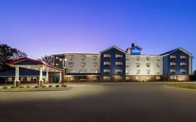 Photo 2 - AmericInn by Wyndham Inver Grove Heights Minneapolis