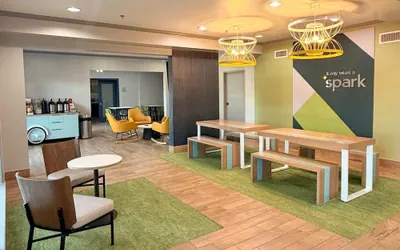 Photo 3 - Spark by Hilton Central Point Medford