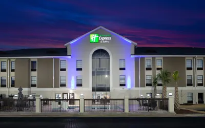 Holiday Inn Express Hotel & Suites Morehead Cty by IHG