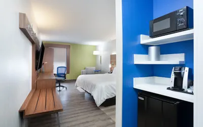Photo 3 - Holiday Inn Express Hotel & Suites Morehead Cty by IHG