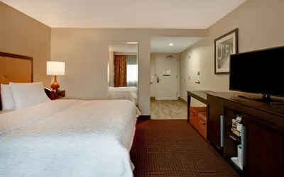 Photo 5 - Hampton Inn NY-JFK